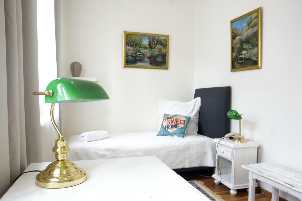 Chambre Simple - Vue sur Cour