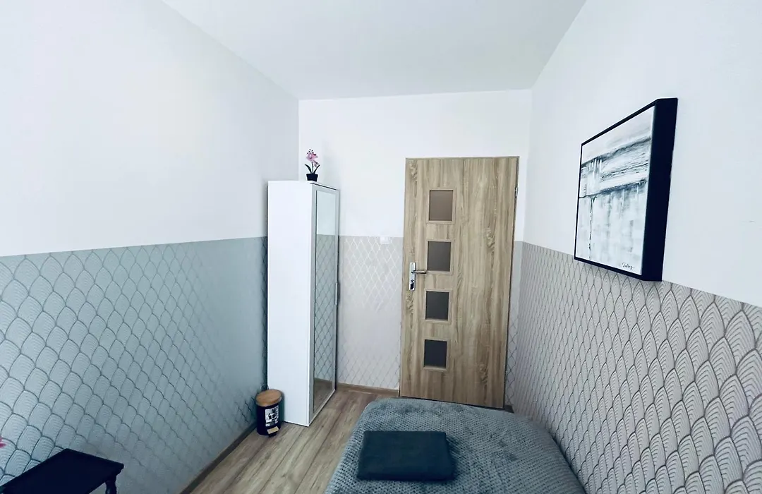 Clicktheflat Zurawia Street Apart Rooms-1