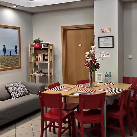 Helvetia Plus B&B - PRIVATE ROOMS&APARTMENTS-3