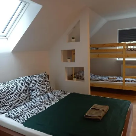 Hostel D&N-2